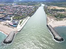 Sezonla birlikte çileleri de başladı: Nehir ağzındaki sığlaşma balıkçılara zor günler yaşatıyor
