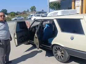 Sıcaktan bunaldı, 1988 model Kartal’a otobüs kliması taktırdı
