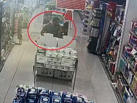 Sigara çantasını doldurdu, DOA sırasına girip bekledi: 440 paket sigarayla böyle kaçtı
