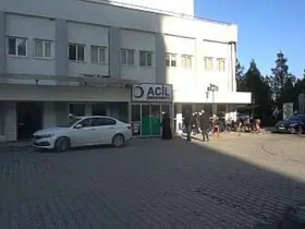 Siirt Kurtalan’da 13 öğrenci zehirlenme şüphesiyle hastaneye kaldırıldı
