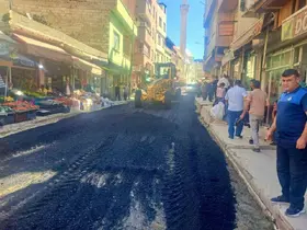 Siirt’te Sakıp Beygo Caddesi’nde asfalt çalışması yapıldı
