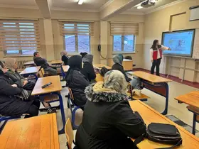 Simav’da gıda işletmesi çalışanlarına özel hijyen eğitimi
