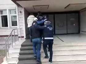 Sınavda kopya şebekesine operasyon: 5 kişiye suçüstü
