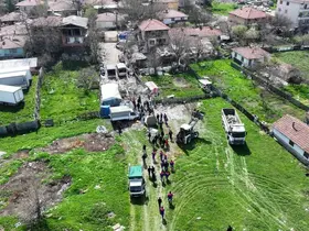 Sincan’da kaçak ahırlar kapatıldı, tonlarca atık temizlendi
