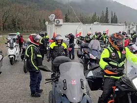 Sındırgı’da depremzedelere motorcu morali
