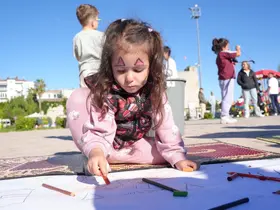Sinop’ta çocuklar Filistinli yaşıtları için çizdi
