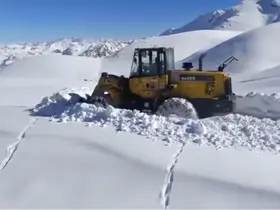 Şırnak’ta karla mücadele çalışmaları devam ediyor
