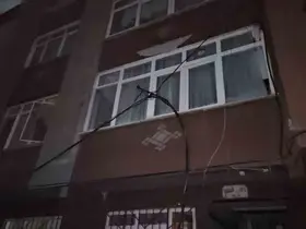 Şişli’de elektrik direğindeki patlama motorlara sıçradı
