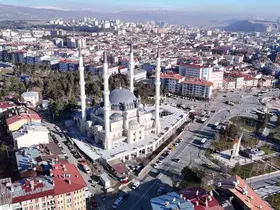 Sivas’ın silüetini yeniledi, şehrin her yerinden görülebiliyor
