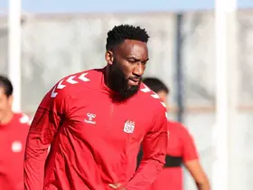 Sivasspor, Aaron Appindangoye’nin sözleşmesini yeniledi
