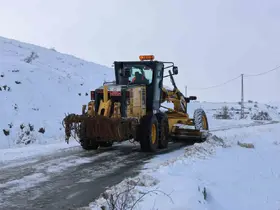 Sivas’ta 145 yerleşim yerinin yolu araç ulaşımına kapalı
