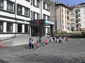 Sivas’ta eğitim sendikalarının iş bırakma çağrısı karşılık bulmadı
