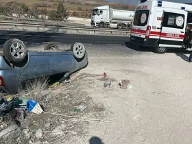 Sivrihisar’da otomobil takla attı: 2 yaralı
