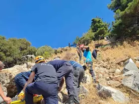 Söke’de uçurumdan düşen kişi AFAD ekiplerince kurtarıldı
