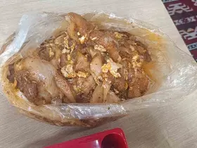 Son kullanma tarihi geçen 600 kiloluk ürüne el konuldu
