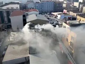 Sultangazi’de bir binada çıkan yangında can pazarı: Alevlerin arasından atladı
