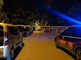 Sultangazi’de çalıntı motosikletle silahlı saldırı: 1 ağır yaralı
