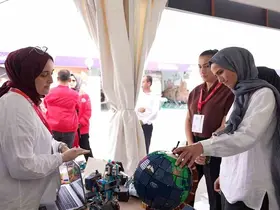 Sümeyye Erdoğan Bayraktar Engelliler Sarayı standını ziyaret etti
