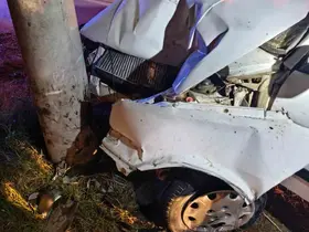 Susurluk’ta otomobil şarampole devrildi:1 yaralı
