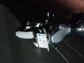 Taksinin çarptığı motosiklet sürücüsü hayatını kaybetti
