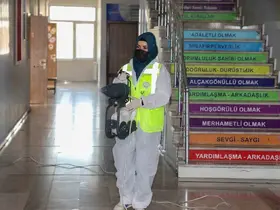Talas’taki okullarda ara tatil temizliği
