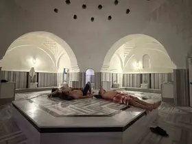 Tarihi hamam 453 yıl sonra farklı bir yöntemle ısıtıldı
