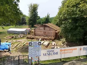 Tarihi Terme Yeni Cami’de Restorasyon çalışmaları
