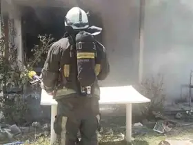 Tarladaki evde çıkan yangın itfaiye ekiplerince söndürüldü
