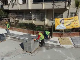 Tarsus Belediyesi kent genelinde kaldırımları yeniliyor
