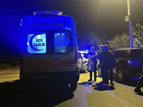 Tartıştığı babasını bıçakladı, ekipler tarafından gözaltına alındı
