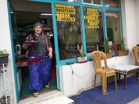 Tatil için geldiği yaylada çay ocağı açtı
