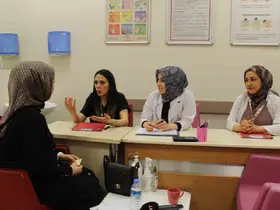 Tatvan’da ücretsiz gebelik eğitimiyle anne adaylarının kaygıları azalıyor
