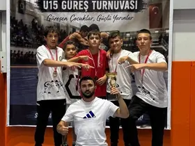 Tavşanlı güreş takımı U 15’lerde Sakarya’da şampiyon oldu
