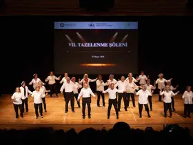 Tazelenme Üniversitesi dönem sonunu şölen ile kutladı
