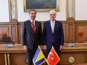 TBMM Başkanı Kurtulmuş, Roma’da Bosna Hersek Temsilciler Meclisi Başkan Yardımcısı Çavara ile görüştü
