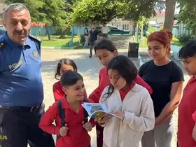 Tekirdağ Emniyet Müdürü Turanlı, Aydoğdu Mahallesi’nde öğrencilerle buluştu
