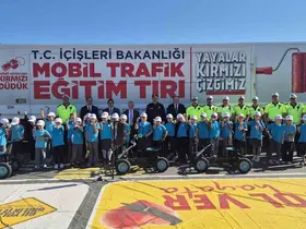 Tekirdağ’da mobil tırla trafik eğitimi

