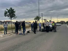 Tekirdağ’da otomobille motosikletin çarpıştığı kaza kameraya yansıdı
