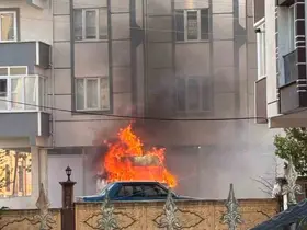 Tekstil malzemeleri yüklü minibüs alev aldı
