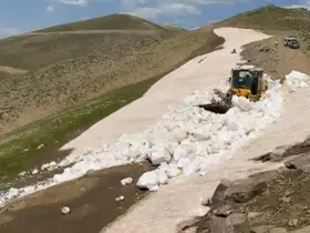 Temmuz ayında karla mücadele devam ediyor
