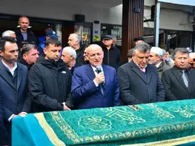 Termeli siyasetçi için cenaze töreni
