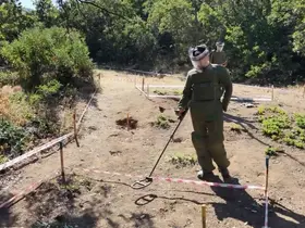 Terörsüz Türkiye ile Tunceli’de mayınlı araziler üretime kazandırılıyor
