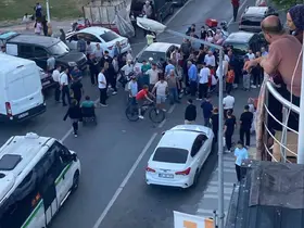 Ters yönden gelen otomobil ile motosiklet çarpıştı: 1 yaralı

