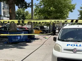 Ticari taksinin çarptığı anne ile kızı hayatını kaybetti