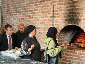 TOGÜ öğrencileri şehir ve kültür dersini tarihî mekânlarda işledi
