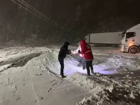 Tokat’ta kar yağışı ulaşımı aksattı
