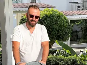 Trabzonsporlu eski futbolcunun oğlunu çıkan tartışmada vurarak öldüren şahıs tutuklandı
