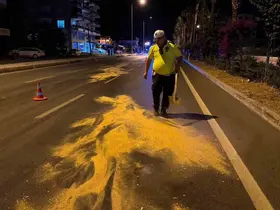 Trafik polisinden örnek davranış

