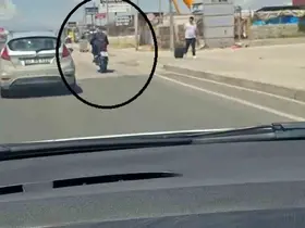 Trafikte tek teker yaparak ilerleyen sürücüye 46 bin TL ceza
