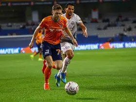 Trendyol Süper Lig: Başakşehir: 1 - Gençlerbirlği: 0 (Maç devam ediyor)
